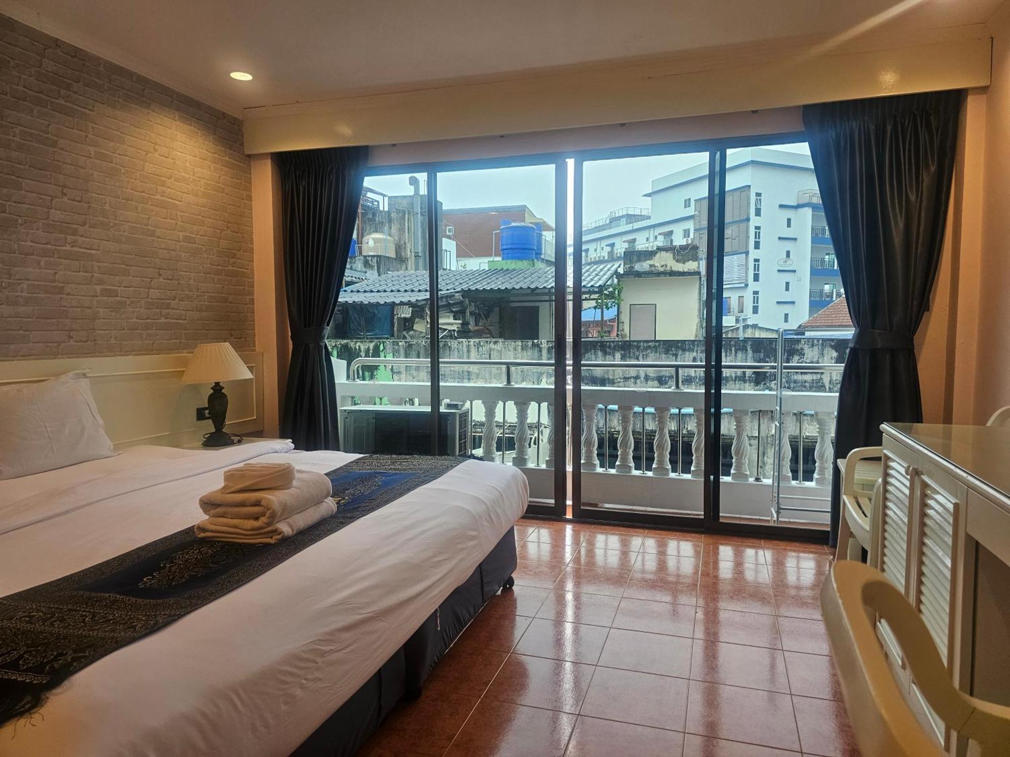 Patong Central Residence And Apartment Εξωτερικό φωτογραφία